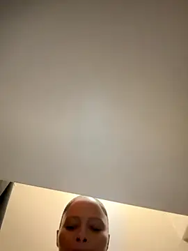 Neelo-Smith online show from November 6, 2025, 4:02 am