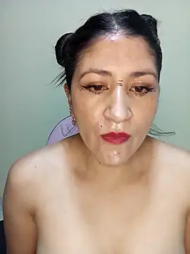 nammy  dirtyhott online show from October 28, 2025, 2:42 pm