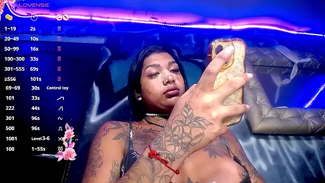 IsabellBigtitsxx online show from February 19, 2026, 10:17 pm