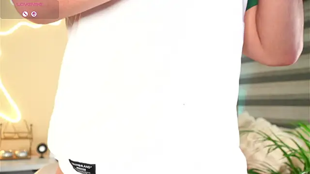 MatiasKorn online show from November 6, 2025, 5:52 am