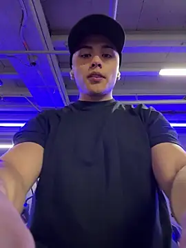 MatiasKorn online show from March 15, 2026, 6:14 pm