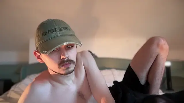 naked psy online show from January 26, 2025, 2:41 pm