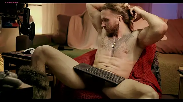 rusbigpaul online show from January 7, 2025, 8:42 pm