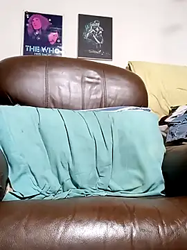 ColdVisitor online show from September 8, 2025, 10:31 pm