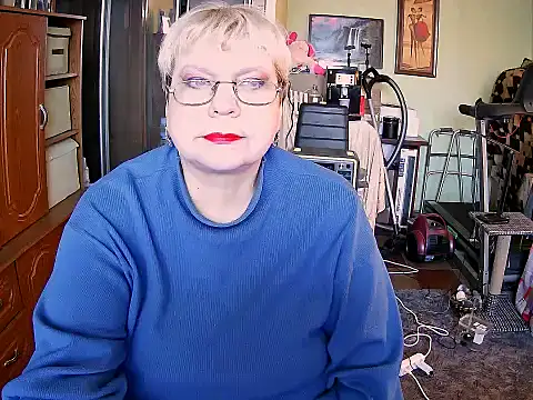 LOLA8888 online show from November 3, 2025, 12:06 pm