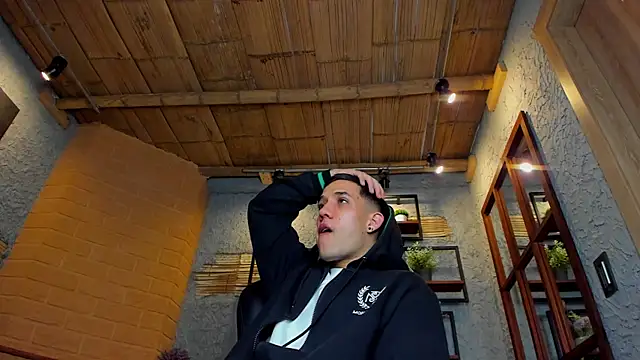 alexgiraldo  online show from February 21, 2025, 2:38 pm