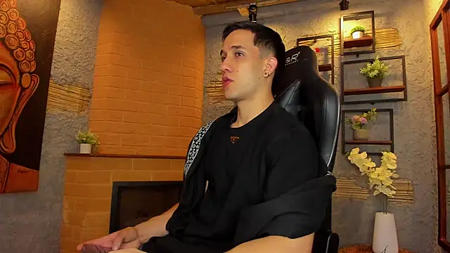 alexgiraldo  online show from March 6, 2025, 11:25 am