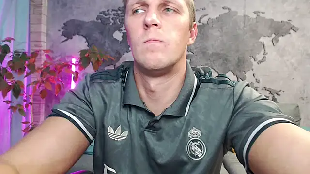 Snapshot of VikingChrisss chatting on October 28, 2025, 10:08 am VikingChrisss online show from October 28, 2025, 10:08 am