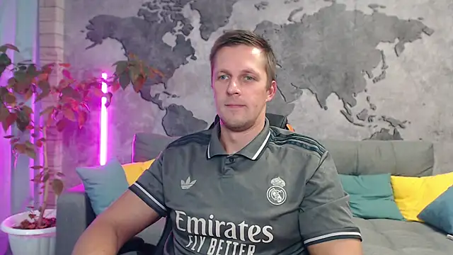 Snapshot of VikingChrisss chatting on November 3, 2025, 10:27 am VikingChrisss online show from November 3, 2025, 10:27 am