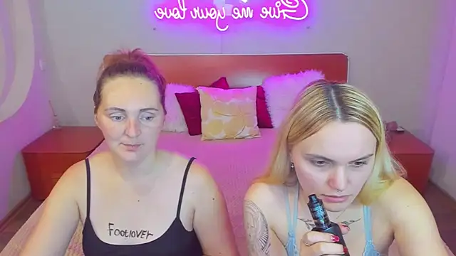 MagicEyess online show from November 28, 2025, 6:21 pm