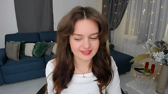 MiracleCurly online show from March 9, 2025, 1:15 pm