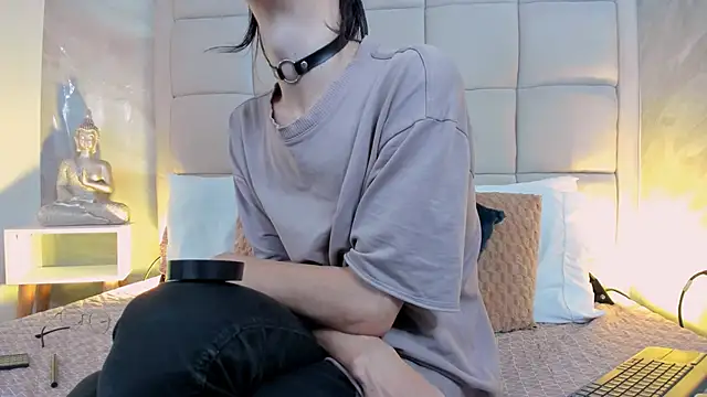 Hecatee 77 online show from September 29, 2025, 7:51 pm