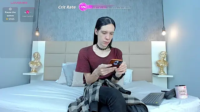 Hecatee 77 online show from April 1, 2026, 7:44 pm