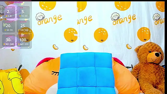 alonelove   online show from October 30, 2025, 2:35 am