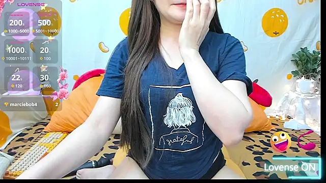 alonelove   online show from February 25, 2026, 2:43 am