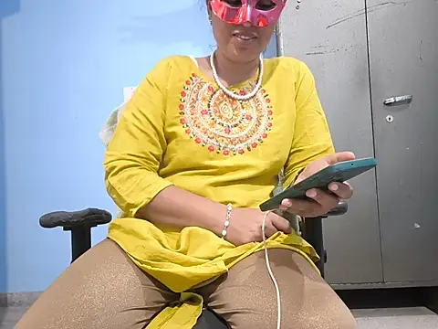 SANJU5888 online show from May 14, 2026, 3:08 pm