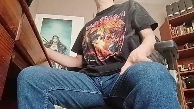 Snapshot of Mandra_is_a_whore chatting on October 10, 2025, 9:08 am Mandra is a whore online show from October 10, 2025, 9:08 am