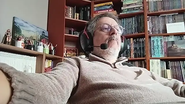 Snapshot of Mandra_is_a_whore chatting on October 27, 2025, 9:35 am Mandra is a whore online show from October 27, 2025, 9:35 am