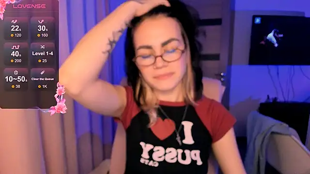 Snapshot of _selectrra chatting on December 9, 2024, 7:29 pm selectrra online show from December 9, 2024, 7:29 pm