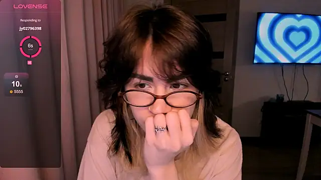 Snapshot of _selectrra chatting on January 11, 2025, 2:25 pm selectrra online show from January 11, 2025, 2:25 pm