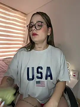 Zoe olsen online show from April 18, 2026, 5:50 pm