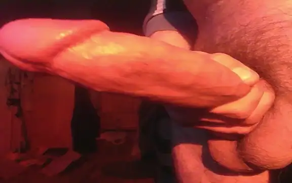 mr key  online show from April 8, 2026, 9:48 pm