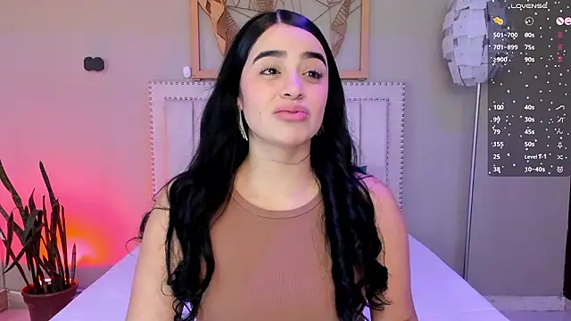 Paula Desousa online show from February 19, 2026, 6:04 pm