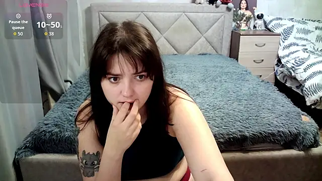 juliettkalen online show from September 29, 2025, 3:00 am