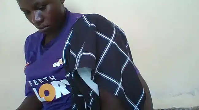 prettychic5 online show from January 21, 2025, 6:54 am