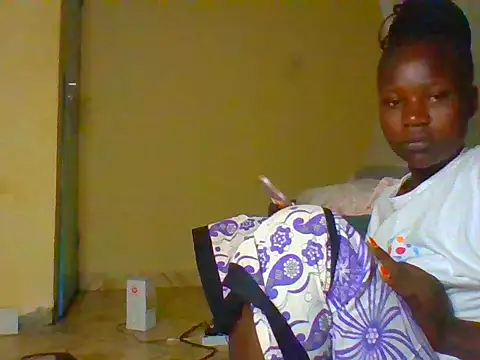 prettychic5 online show from May 24, 2026, 4:12 pm