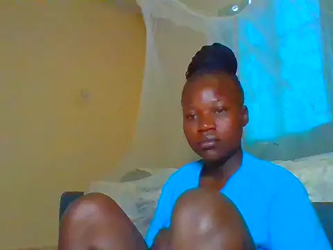 prettychic5 online show from June 1, 2026, 5:31 am