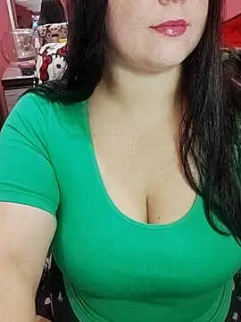 Snapshot of ErikaVlovely chatting on October 11, 2025, 8:18 pm ErikaVlovely online show from October 11, 2025, 8:18 pm