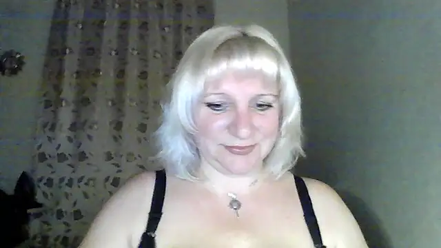 MeilomaWesa online show from October 19, 2025, 9:15 pm