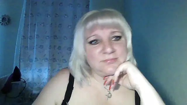 MeilomaWesa online show from December 22, 2025, 10:56 am