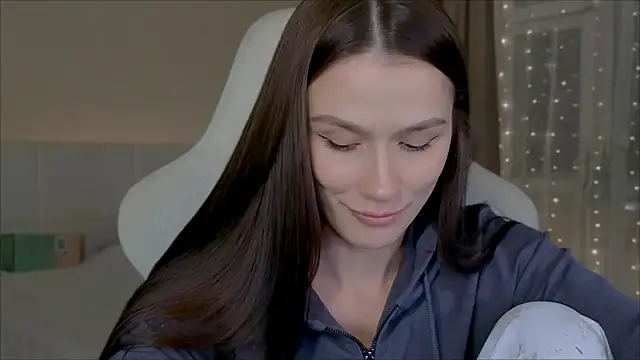 Madi soon online show from November 6, 2025, 4:30 pm