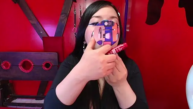 HannaCarrter online show from January 17, 2026, 12:32 pm