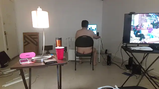 Snapshot of Peachestabby147 chatting on October 23, 2025, 8:13 am Peachestabby147 online show from October 23, 2025, 8:13 am