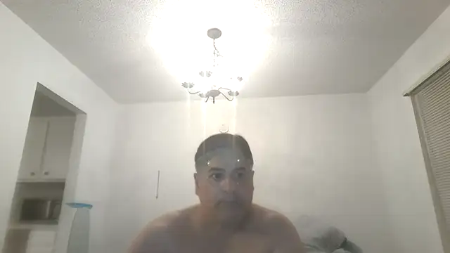 Snapshot of Peachestabby147 chatting on December 20, 2025, 1:34 am Peachestabby147 online show from December 20, 2025, 1:34 am