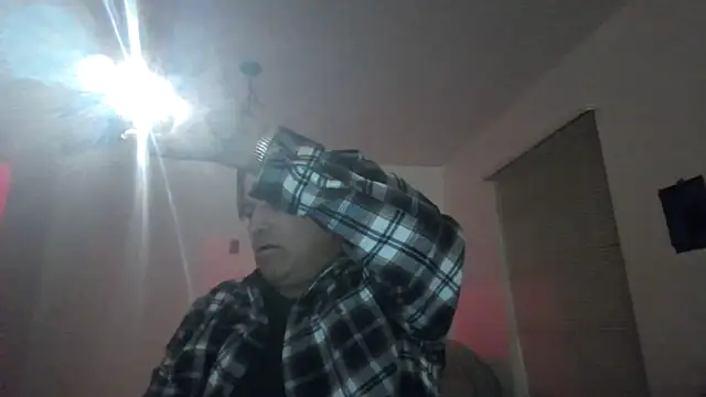 Snapshot of Peachestabby147 chatting on February 24, 2026, 11:41 am Peachestabby147 online show from February 24, 2026, 11:41 am