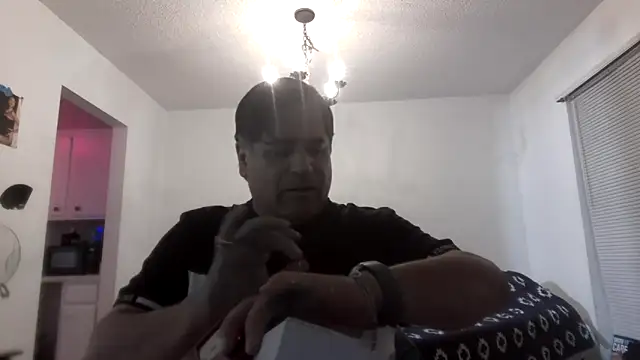 Snapshot of Peachestabby147 chatting on March 1, 2026, 1:51 am Peachestabby147 online show from March 1, 2026, 1:51 am