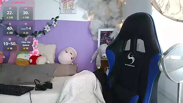 northly online show from October 10, 2025, 1:21 pm