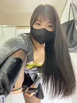 Asia-Lynn online show from March 12, 2025, 1:51 pm