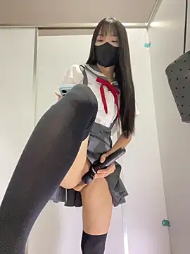 Asia-Lynn online show from November 12, 2025, 10:48 am