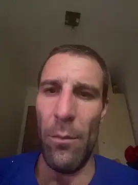 Snapshot of matejk chatting on October 5, 2025, 3:32 pm matejk online show from October 5, 2025, 3:32 pm