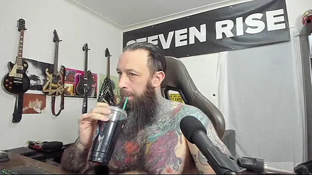 StevenRiseNYC online show from February 11, 2025, 1:20 pm