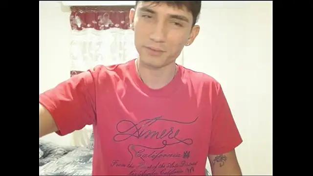 Snapshot of ChicoMaloFfF chatting on February 9, 2026, 12:58 am ChicoMaloFfF online show from February 9, 2026, 12:58 am