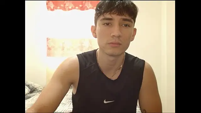 Snapshot of ChicoMaloFfF chatting on February 10, 2026, 1:59 pm ChicoMaloFfF online show from February 10, 2026, 1:59 pm