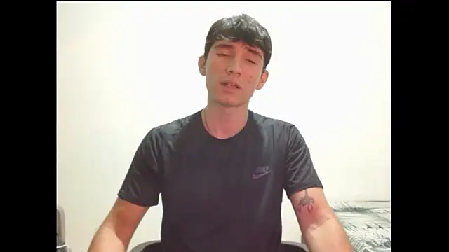 Snapshot of ChicoMaloFfF chatting on February 27, 2026, 1:38 am ChicoMaloFfF online show from February 27, 2026, 1:38 am