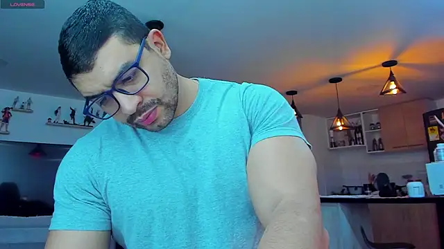 Michael Diamond online show from December 19, 2024, 2:12 am