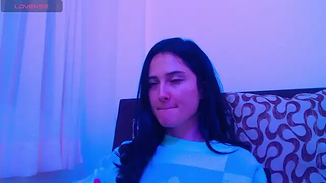 AlissonnFoxx online show from June 11, 2026, 4:32 am